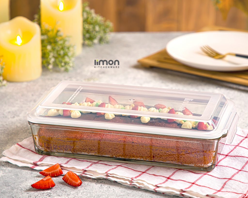 Limon glass container 1.4 L + ( A free gift )