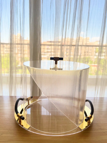 Cake holder