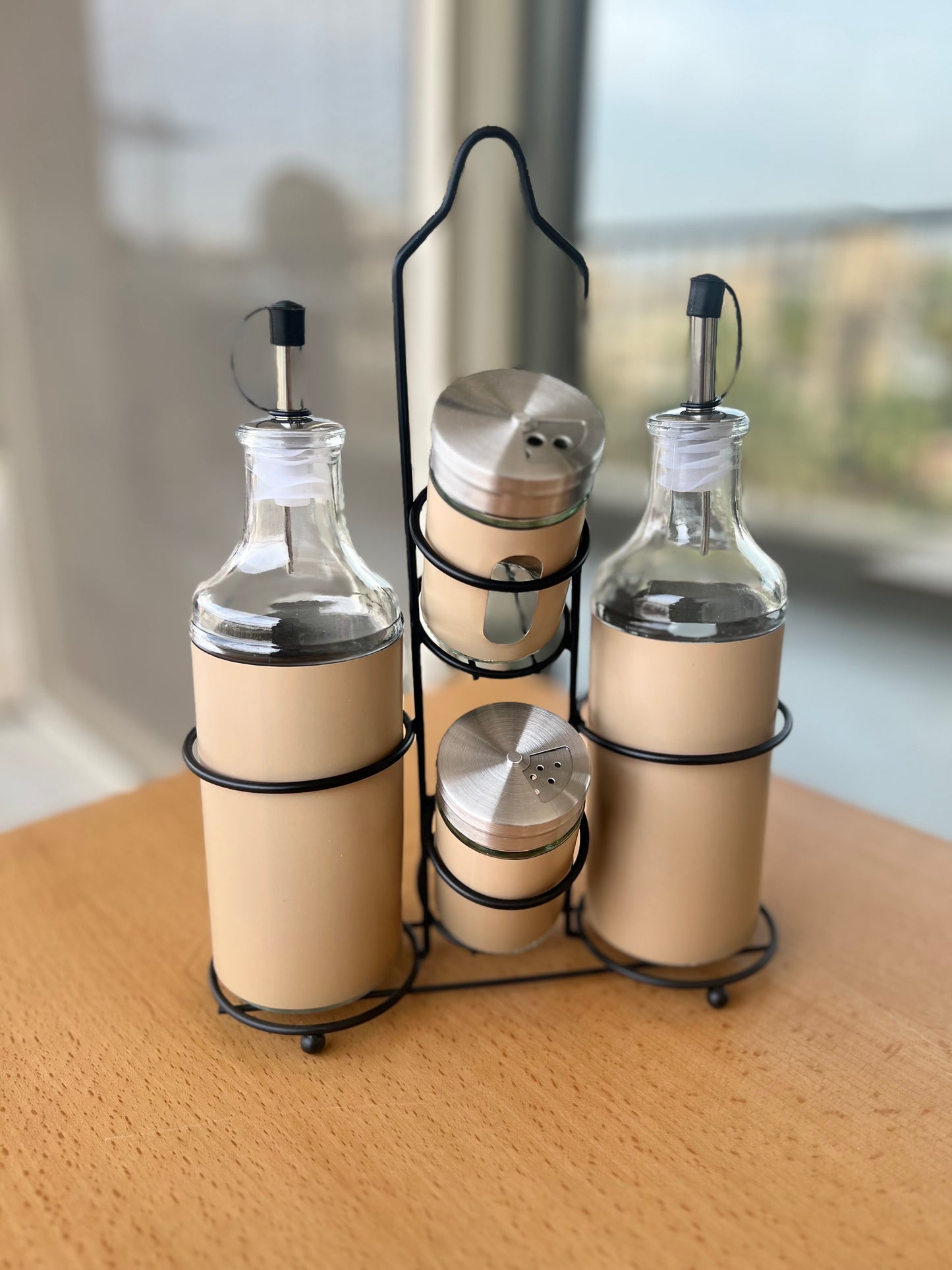 Condiment jar