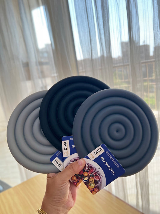 Silicone trivet
